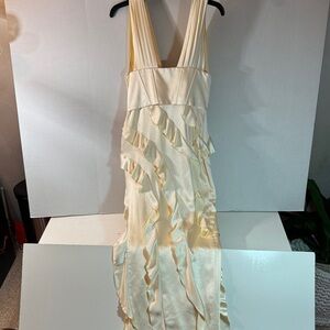 As seen on TV - Familiar Elegant Cream Ruffle Dress